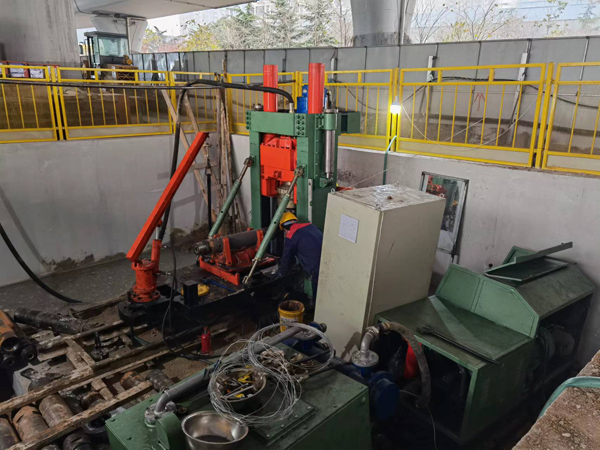 天井鉆機(jī)施工優(yōu)點(diǎn)：安全、快速、成井質(zhì)量好