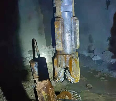 回收二手反井鉆機導(dǎo)孔鉆頭