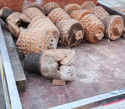 看幾組二手反井鉆機(jī)設(shè)備及配件有你需要的嗎？